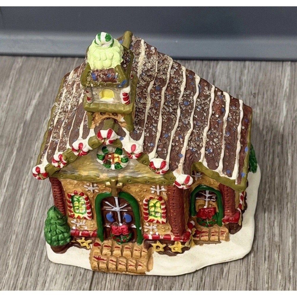 Ginger Frost Lane 2005 Christmas House Church Porcelain Ceramic 5” Tall - Picture 4 of 16